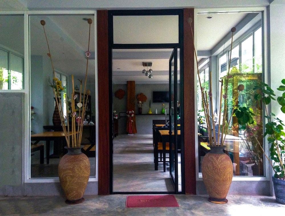 The Theatre Villa Bang Saphan Exterior photo
