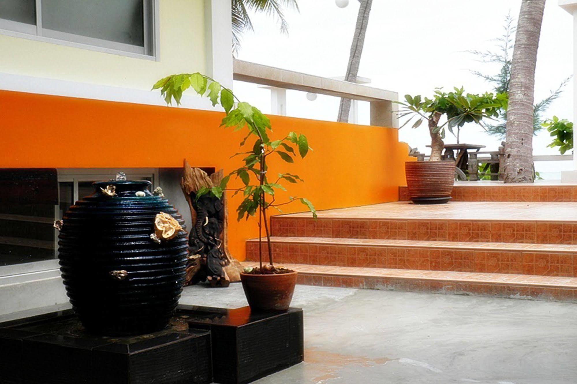 The Theatre Villa Bang Saphan Exterior photo