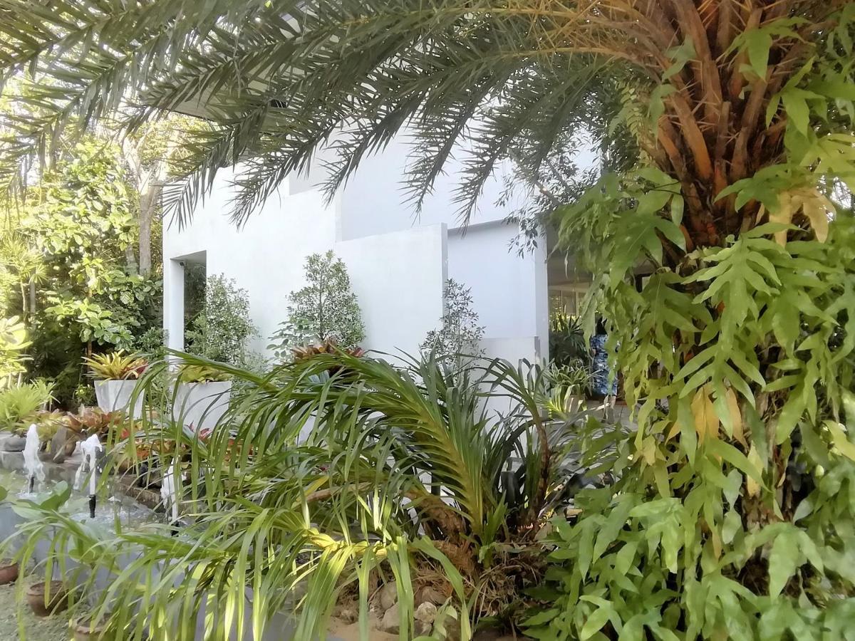 The Theatre Villa Bang Saphan Exterior photo